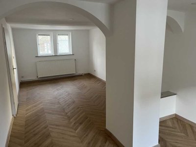 Außergewöhnliches Wohnen im alten Kern - Historische 3-Zimmer-Wohnung in Obertshausen