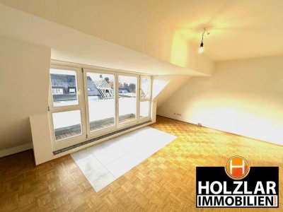 ANSPRECHENDE, GERÄUMIGE MAISONETTE-WOHNUNG MIT BLICK ÜBER BONN HOLZLAR