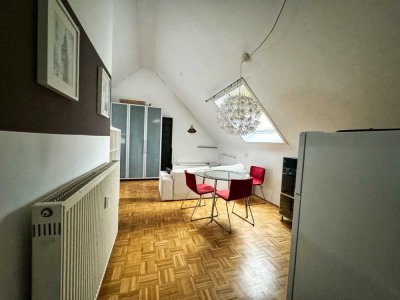 1-Zimmer-Dachgeschoss Apartment in Barbing