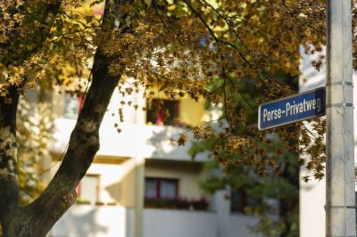 Hochparterre I neu saniert I Tageslichtbad mit Dusche I Balkon I gemütliches Wohnviertel