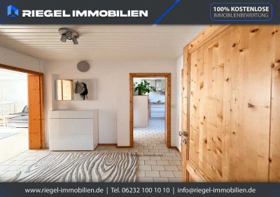 Sie hier? Wir auch! 114,06 m² Wfl., Großzügige 4-Zimmer-Wohnung mit Balkon, Gartenanteil in Top-Lage