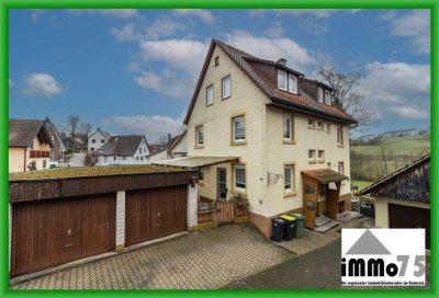 � liebevolles Einfamilienhaus mit Freisitz, Doppelgarage, neuen Fenstern & Heizung. Klasse!