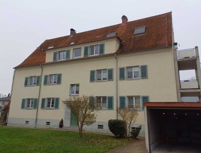 Freundliche und gepflegte 3-Zimmer-Wohnung mit Balkon und Garage in Weisweil