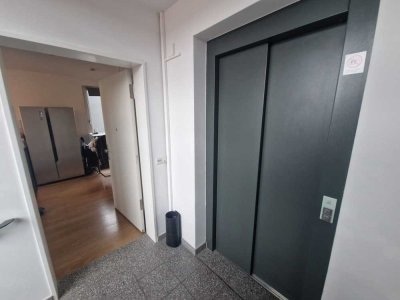 Nachmieter gesucht: Exklusive 1-Zimmer-Wohnung mit gehobener Innenausstattung mit EBK in Wunstorf