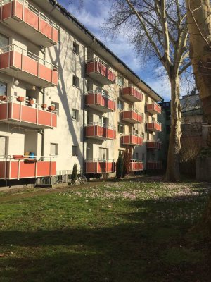 *kurzfristig verfügbar* Sonnenbalkon, 3-Zimmer, Badewanne, Tageslichtbad