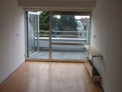 *** 2 Zimmer Loft mit Balkon ab 01.02. auch als WG geeignet*** Ponntor***