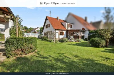 Heimelige Doppelhaushäfte mit wunderschönem Grundstück in Holzheim