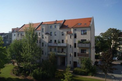 Moderne 1-Raum-Wohnung im Parkstraßen-Carré mit Balkon & Einbauküche