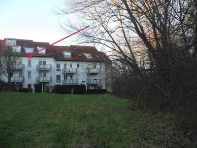 73230 Kirchheim/Teck:
Helle 2-Zi-Wohnung /
ruhige naturnahe Lage / Balkon / TG-Stellplatz