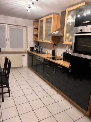 Modernisierte 2-Raum-Wohnung mit Terrasse und Einbauküche in Mutterstadt