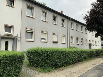 Renovierte 2-Zimmer-Wohnung mit Tageslichtwannenbad