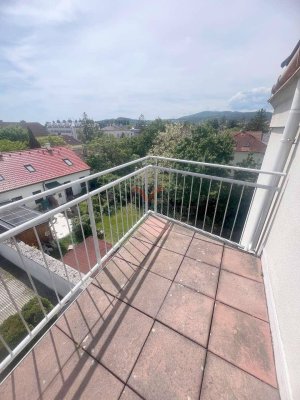 Maisonette mit Balkon und Eigengarten!