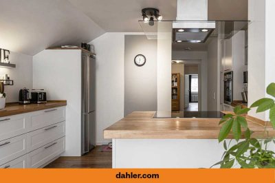 Moderne Dachgeschosswohnung mit Süd-West Balkon mitten im Kurviertel von Bad Tölz