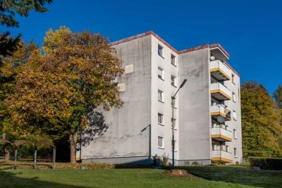 Attraktive 4-Zimmer-Wohnung mit modernisiertem französischem Bad & neuem Laminat – Ihr neues Zuh