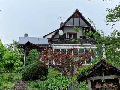 Freistehendes Wohnhaus mit Einliegerwohung und Garage in wunderschöner Lage in Lahr/Schwarzwald