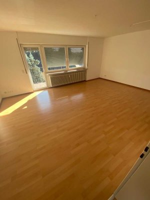 3,5 ZKB EG-Wohnung mit Balkon und Terrasse in Trier-Igel