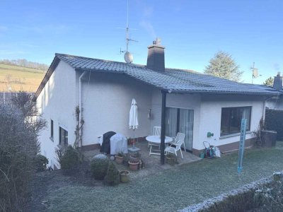 FREISTEHENDES EINFAMILIEN-HAUS MIT FLOTTER ARCHITEKTUR - IN RUHIGER AUSSICHTSLAGE VON BAD SCHWALBACH