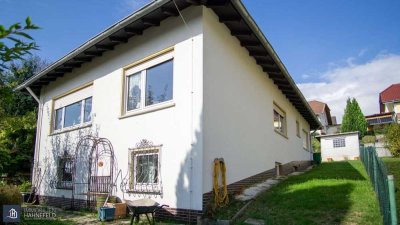 Leben im idyllischen Weinbach – Ihr Traum vom Eigenheim. Winkelbungalow aus den 70er Jahren