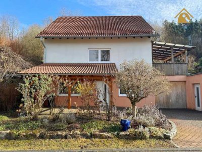 Ruheoase mit Aussicht - freistehendes Haus in traumhafter Lage zum Wohlfühlen