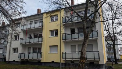 Renovierte 3 Zimmer-Whg. mit Balkon