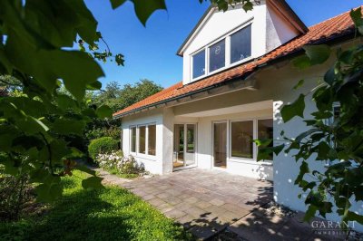 Schickes Architektenhaus für 2 Familien oder 3 Generationen in attraktiver Randlage von Bretzfeld