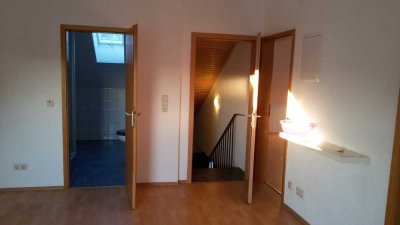 Gemütliche 3-Zi Dachgeschosswohnung in Mauer (bei Heidelberg)