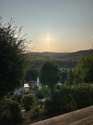 REIHENENDHAUS   Herrliche Aussicht ins Wiedtal