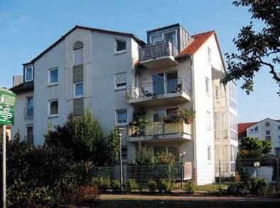 Stilvolle 2-Zimmer-DG-Wohnung mit Balkon in Böblingen