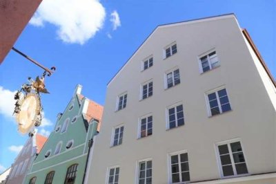 E & Co. - Hochwertige, ruhige 3-Zimmer Dachgeschoss Maisonette Wohnung in der Altstadt