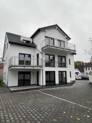 Großzügige Neubau 4-Zimmer-Wohnung mit Balkon am Fuße des Taunus