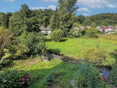 Schönau: Doppelhaushälfte mit Garten in gesuchter Lage