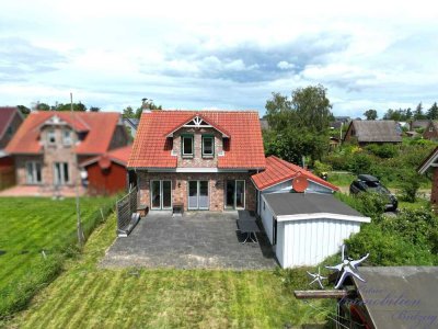 Ihr Traumhaus an der Ostsee - Wochenendhaus aus 2008 mit großem Garten in Schönberg-Kalifornien