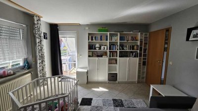 Exklusive 3-Zimmer-Dachgeschosswohnung mit geh. Innenausstattung mit Balkon und EBK in Hechingen