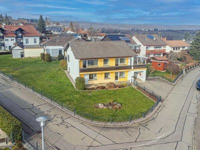 Exklusives Familienparadies in Lottstetten – Wohnen mit Alpenblick und großzügigem Garten