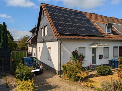 Tolle Doppelhaushälfte mit riesigem Garten in Leichlingen