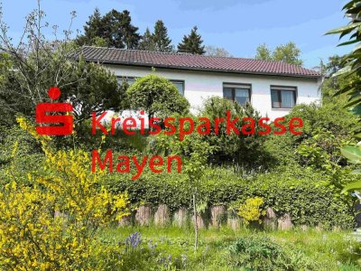 Naturverbundenes Wohnen in Ortsrandlage von Mayen! 2 EFH's auf einem Grdst.