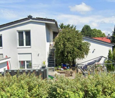 Zweifamilienhaus mit Wohnrecht zu verkaufen