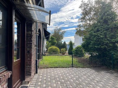 Helle schöne 4- Zi.-Wohnung mit Terrasse auf Vierkanthof