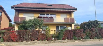 Schönes 2- bis 3-Familienhaus mit 2 Garagen