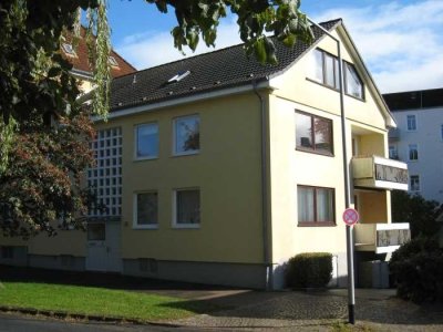 FLENSBURG-JÜRGENSBY, -  RUHIGE 1 ZIMMER WOHNUNG MIT STILVOLLEM PARKETTBODEN, NÄHE FH/UNI