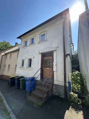 Vermietetes Zweifamilienhaus im Herzen von Marburg-Ockershausen