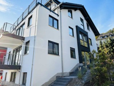 Gehobene 2- Zimmer-Neubau-Wohnung, zentral, großes Bad mit Fenster