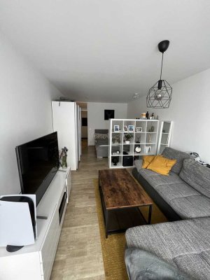 Moderne 1-Zimmer Wohnung mit EBK und Balkon in sehr zentraler Lage