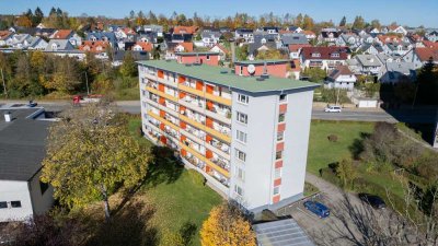 Perfekt für Paare und Familien: Modernisierte Wohnung mit Balkon und Garage