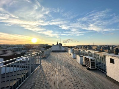 EIGENTUMSWOHNUNGEN NAHE DER ALTEN DONAU! DACHTERRASSENTRAUM-ERSTBEZUG NACH GENERALSANIERUNG!