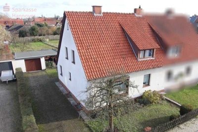 Handwerkerhaus mit großem Garten