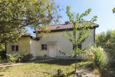 Familienfreundliches Haus mit Entwicklungspotenzial inkl. Doppelgarage in Hennersdorf bei Wien