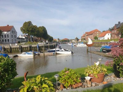 Traumlage/Traumwohnung/Wasserlage mit dem schönsten Blick auf den historischen Tönninger Hafen