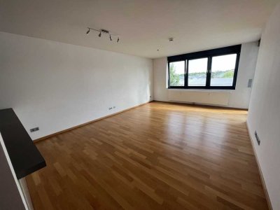 +++ MODERNE 2-ZIMMERWOHNUNG DIREKT AM EICHWALD IN SULZBACH - MIT BALKON & EBK +++