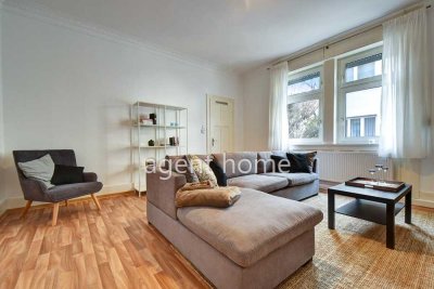 MÖBLIERT - NICE LIVING - Schöne 3-Zimmer-Altbauwohnung am Hölderlinplatz